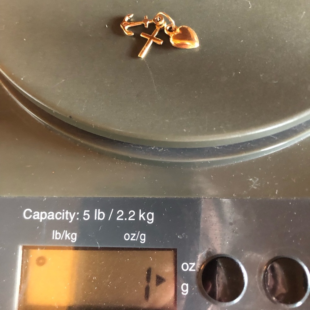 Vintage Faith, Hope & Charity Gold Charm Pendant Cross, Anchor, Heart - Picture 7 of 7